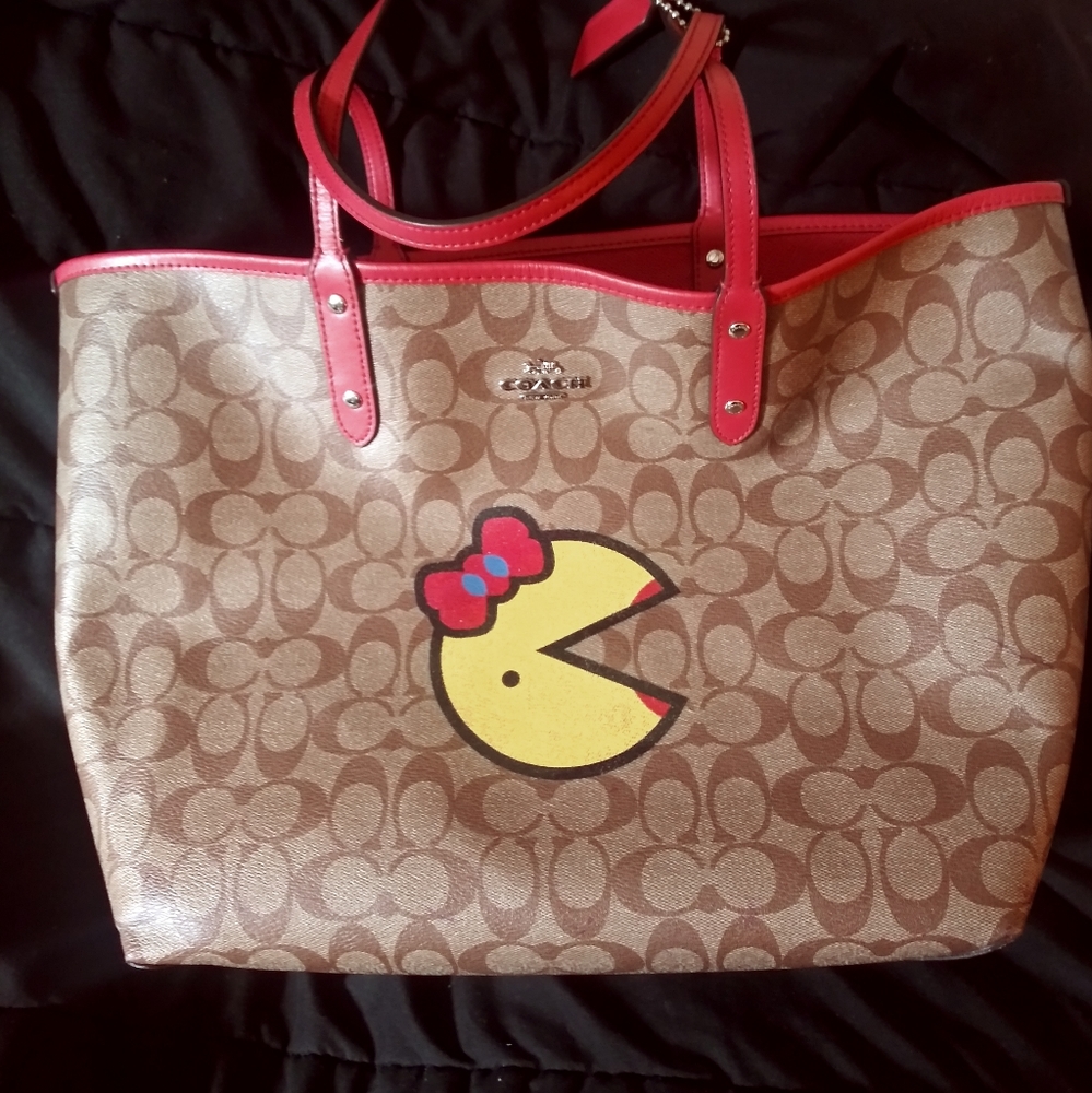 Mrs. Pac man Reversible Coach City Tote